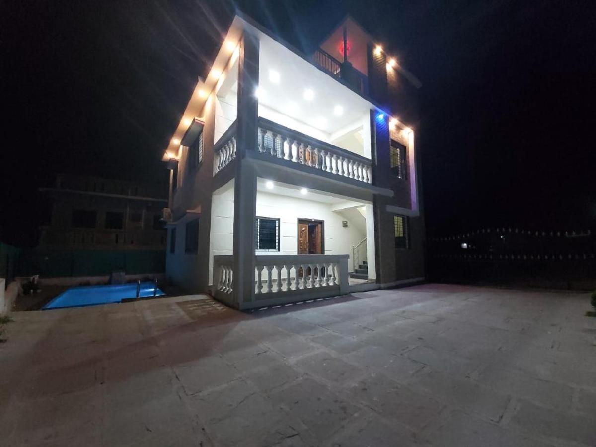 A2Zroomz Aarya Villa 4 Bhk Лонавала Экстерьер фото